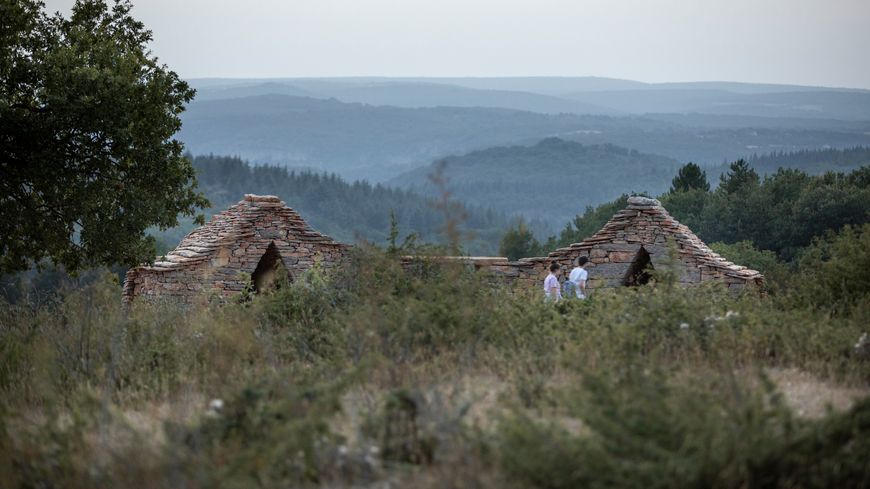 En harmonie parfaite avec le paysage, les refuges ont pour ambition de s'inscrire sur le temps long.