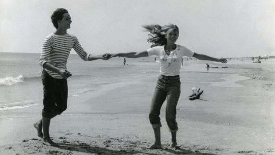 Des histoires d'amours de jeunesse, perdus puis retrouvés vingt, trente, quarante ans plus tard… ©Getty - Suzanne FOURNIER