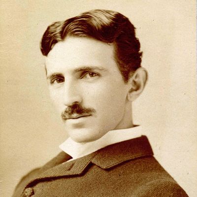 Nikola Tesla (1856-1943) dans les années 1890