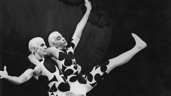 Derek Rencher et Ronald Hynd du royal Ballet lors de la production de « Jeu de cartes » en 1966. ©Getty - Erich Auerbach/Hulton Archive/Getty Images