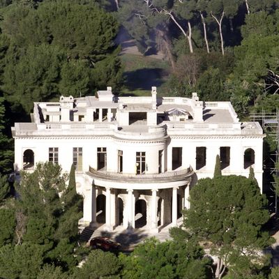 Le château de la Croe appartient au magnat du pétrole russe Roman Abramovitch, il est sur la liste des sanctions de l’UE.