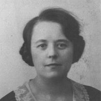 Portrait de la compositrice, organiste et pianiste Fernande Decruck