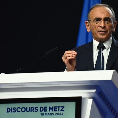 Eric Zemmour, candidat de Reconquête à l'élection présidentielle, en meeting à Metz (Moselle) le 18 mars 2022