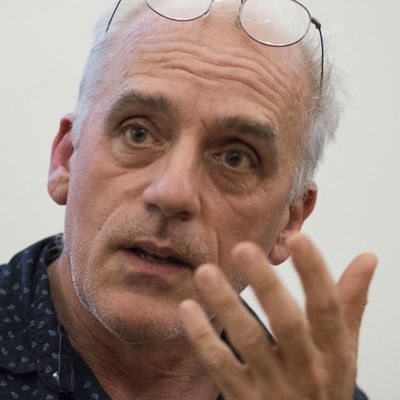 Le candidat à l'élection présidentielle Philippe Poutou, le 16 mars 2022.