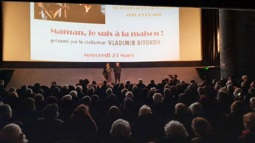 Le début de la soirée de soutien de mercredi 23 mars 2022.