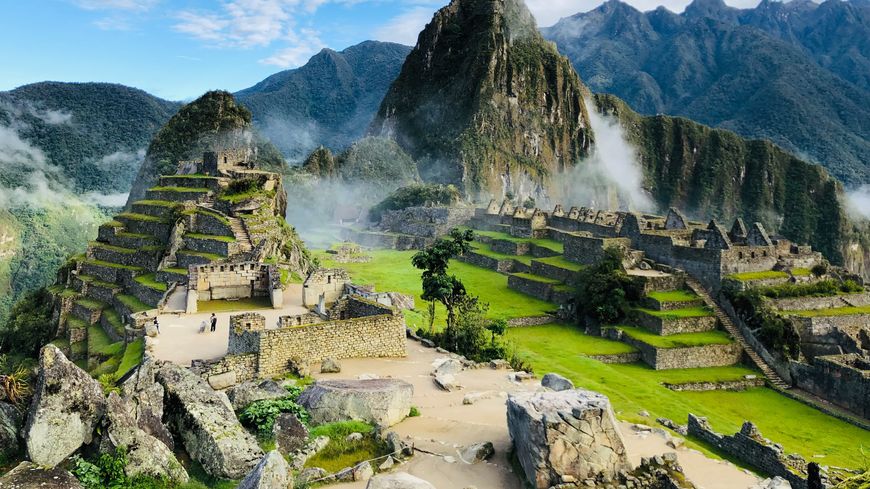 Le Machu Picchu au dessus des nuages