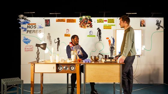 Laurent Barbot et Iannis Haillet dans le spectacle "Pères" de Elise Chatauret et Thomas Pondevie - Christophe Raynaud de Lage