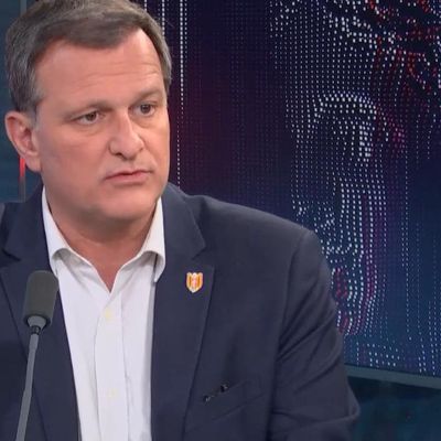 Louis Aliot était l'invité du 18h50 franceinfo, mardi 19 avril 2022.