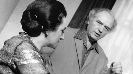 Olivier Messiaen et son épouse la pianiste Yvonne Loriod,Extrait du film 'Olivier Messiaen et les oiseaux' réalisé par Denise Tual (1973). ©Getty - MALI/Gamma-Rapho via Getty Images