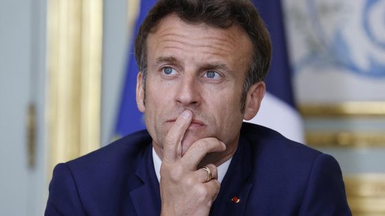 Emmanuel Macron, le 19 avril 2022. - LUDOVIC MARIN / AFP