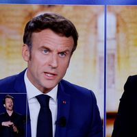 Les deux candidats Emmanuel Macron et Marine Le Pen pendant le débat de l’entre-deux tours des élections présidentielles, 20 avril 2022