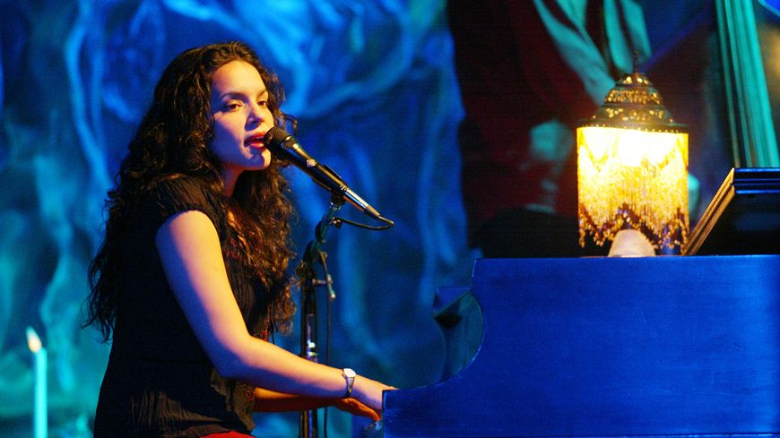 Norah Jones en 2002 à San Francisco