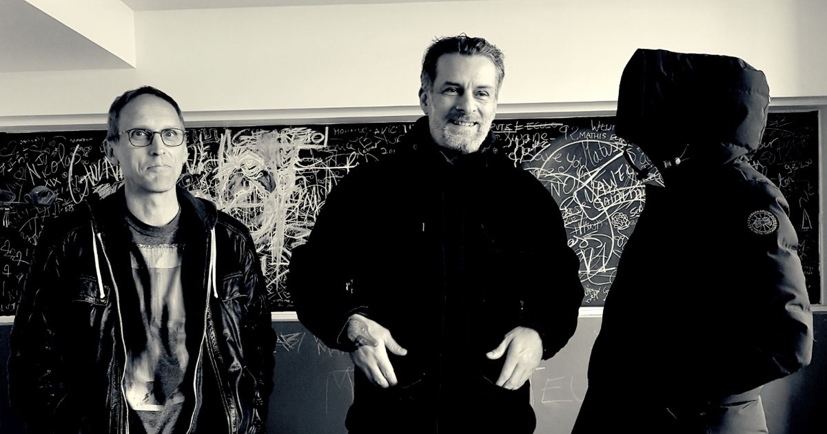 W.LV.S. (Manu le Malin & Electric Rescue) et Carpenter Brut durée : 00:54:08 - Côté club - par : Laurent Goumarre - Côté Club, le rendez-vous de toute la scène française et plus si affinités. Une heure pour faire le tour de l’actualité musicale et plus encore. Quand la musique rencontre les arts, du cinéma à la BD, du théâtre à la littérature. Bienvenue au Club ! 1200x630 tmp 2022040719440261364 W.LV.S. (Manu le Malin & Electric Rescue) et Carpenter Brut