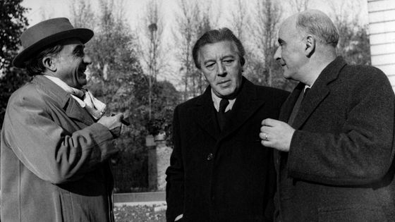 Le poète Pierre Reverdy avec André Breton et Francis Ponge en octobre 1952. ©Getty - Photo by Keystone-France/Gamma-Rapho via Getty Images