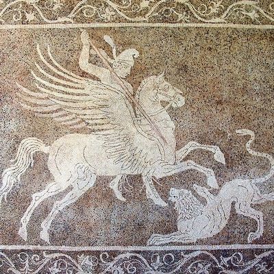 Mosaïque représentant Bellérophon sur Pégase et la Chimère, datant d'environ 300-270 avant J.-C. Découverte à Rhodes.