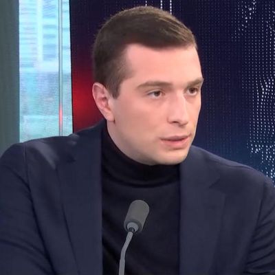 Jordan Bardella, le président du Rassemblement national (RN), le 6 avril 2022 sur franceinfo.