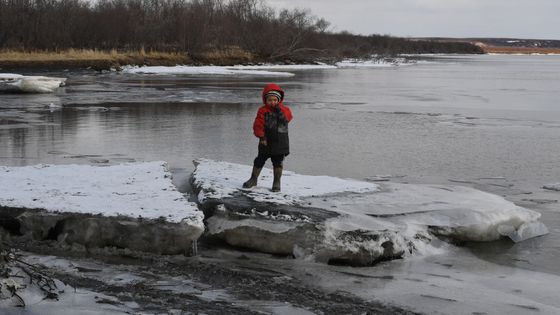 Élévation du niveau de la mer, sécheresses, incendies, dégradation du pergélisol par le dégel (ici dans le delta du Yukon, Alaska en 2019) sont déjà à l’œuvre. ©Maxppp - Martin Grimm