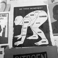 Affiches placardées sur les murs de Paris pendant les évènements de Mai 68.