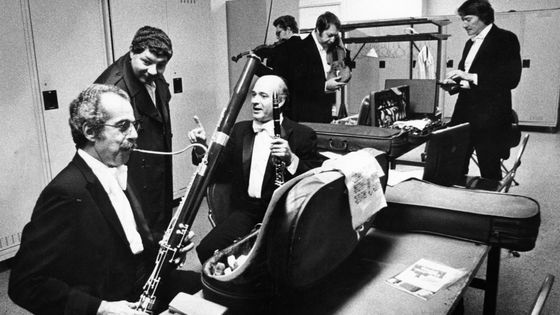 Boston Symphony Orchestra en coulisse en 1978, avec Sherman Walt au basson - John Blanding