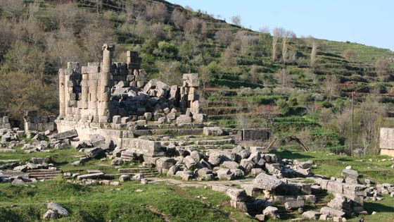 Temple de Baitocécé dans l’arrière-pays d’Amrith - © photo J. Aliquot