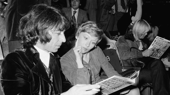 Francis Lai et Marlène Jobert à Paris en 1973 ©Getty - : Daniel Simon