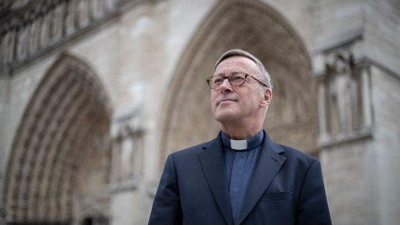Monseigneur Patrick Chauvet, recteur-archiprêtre de la cathédrale Notre-Dame de Paris, en juin 2019. ©AFP - Thomas Samson