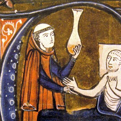 Le médecin Al-Razi tenant une matula, dans le "Recueil des traités de médecine" de Gérard de Crémone, 1250-1260