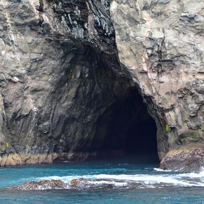 Sources de légendes et de mystères, les grottes féroïennes sont également source d'inspiration pour les musiciens.