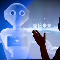 Présentation d’une technologie utilisant l’Intelligence artificielle à une foire d’innovation en Chine : c’est le terrain de rivalité numéro un.