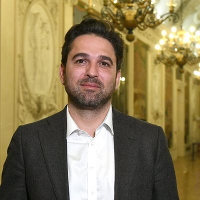 Le maire de Reims salue le retrait de Jérôme Peyrat de la course à la députation.