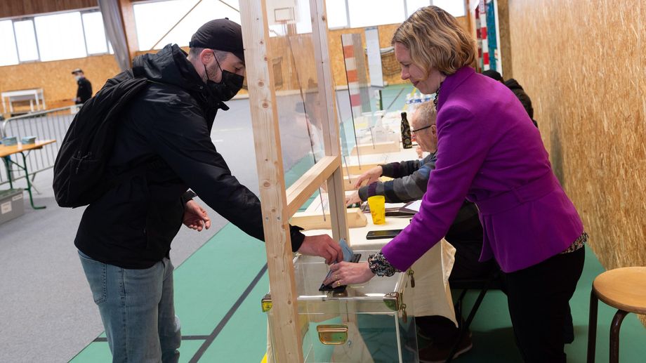 Législatives : les candidats de la Nouvelle union populaire écologique et sociale en campagne en Haute-Vienne