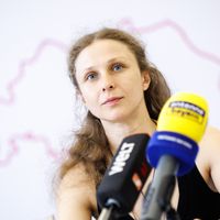 Maria Alekhina, membre des Pussy Riot, s'est échappée de Russie déguisée en livreuse de repas