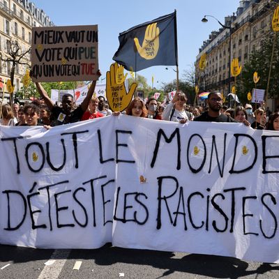 Manifestation contre le fascisme et le racisme le 16 avril 2022 (Paris)