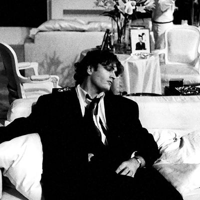 Rupert Everett dans la pièce 'The Vortex' de Noel Coward, au Citizens Theatre de Glasgow, 1988