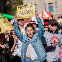 Des manifestants pro-choix en grand nombre pour défendre le droit à l'avortement à San Francisco le 3 mai 2022