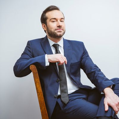 Le chef d'orchestre Fabien Gabel dirige Le Chant du rossignol à la maison de la Radio et de la Musique