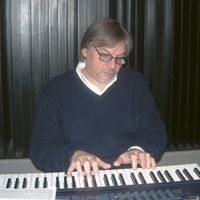 Michel Cœuriot, né en 1947, pianiste, arrangeur, compositeur, réalisateur artistique, producteur
