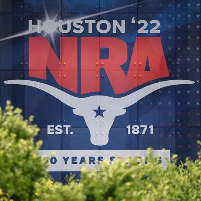 La puissante National Rifle Association américaine a lancé une grande convention à Houston ce 27 mai 2022.