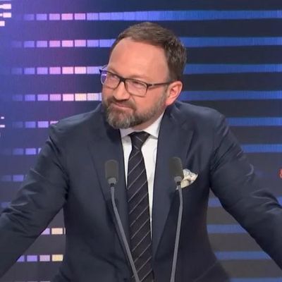 Patrick Mignola, président des députés MoDem à l'Assemblée nationale, dans les studios de franceinfo, le 1er mai 2022.