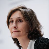 La directrice générale de la Fédération française de tennis, Amélie Oudéa-Castéra, le 16 mars 2022 au stade de Roland Garros, pour la présentation du tournoi.