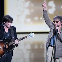 Jacques et Thomas Dutronc, chanteur et compositeur, aux Victoires de la musique le 11 février 2022.