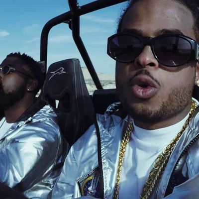 Damso et Kalask : capture écran du clip "Mwaka Moon"