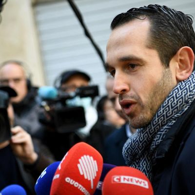Pierre Jouvet, porte-parole du Parti socialiste, au siège de la France insoumise, avant de commencer les négociations sur une éventuelle union pour les législatives 2022, le 27 avril 2022.