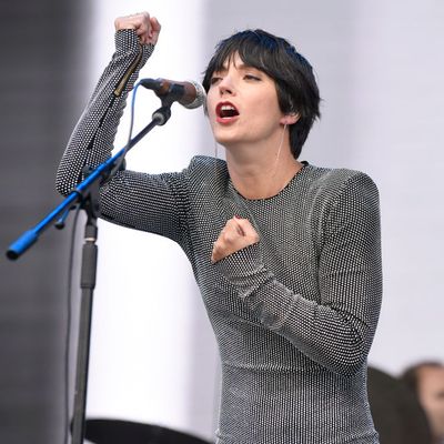 L'auteure-compositrice-interprète et actrice Sharon Van Etten en concert au Golden Gate Park le 29 octobre 2021 à San Francisco, Californie.