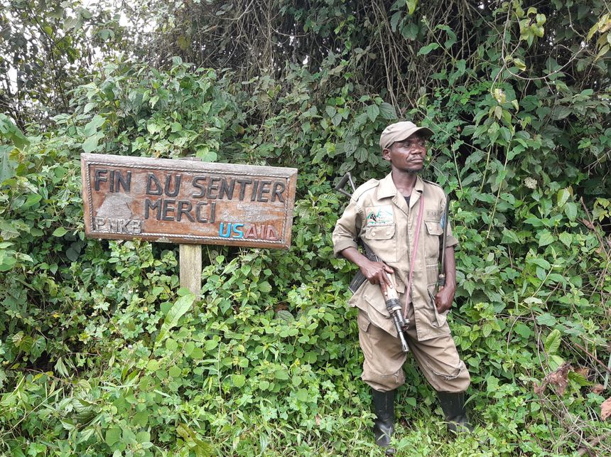 Un des écogardes du parc du Kahuzi-Biega.