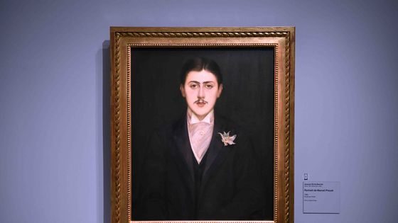 Le Musée Carnavalet commémorait le 150e anniversaire de la naissance de Marcel Proust à travers une exposition spéciale en 2021 à Paris. - Li Yang