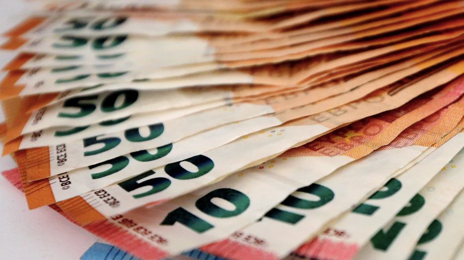 4,7 millions d'euros de dettes : la municipalité de Mayet en Sarthe veut