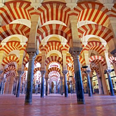 Intérieur de la Mezquita, Cordoue, Espagne