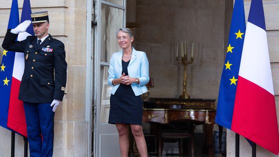 Cérémonie de passation de pouvoir entre Jean Castex et Elisabeth Borne ©Maxppp - Cedric Bufkens