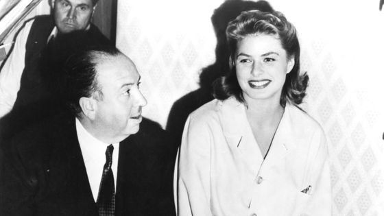 Alfred Hitchcock et Ingrid Bergman sur le tournage des "Amants du Capricorne" (1949). ©Getty - Transatlantic Pictures/Warner Bros./Sunset Boulevard/Corbis via Getty Images